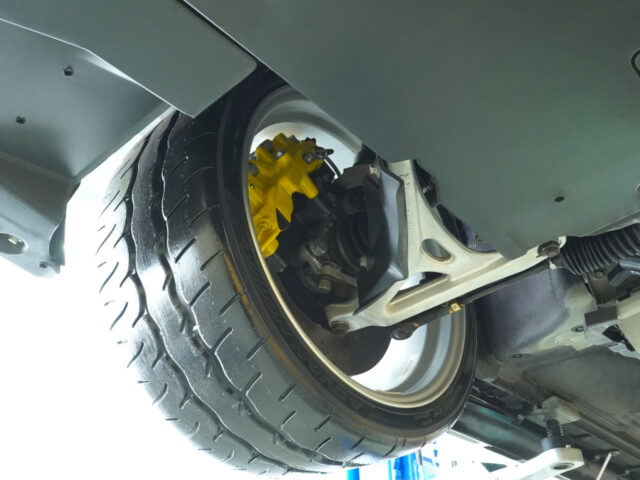 スカイライン　GT-R Vスペック　ミッドナイトパープルⅢ　BNR34-006030