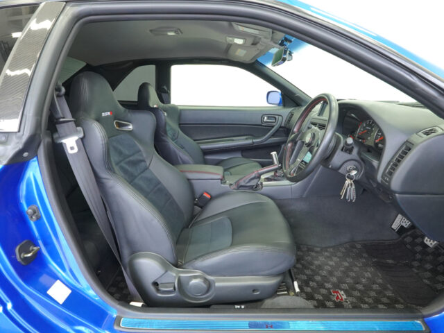 スカイライン　GT-R　VスペックⅡNur　ベイサイドブルー　BNR34-402921