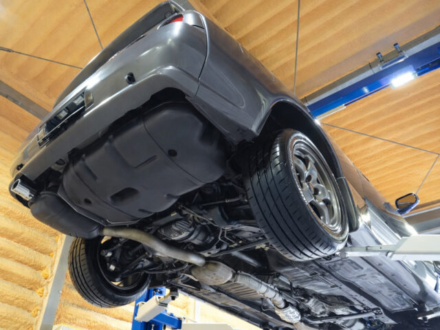 スカイラインGT-R NISMO　ガングレーメタリック　BNR32-100060