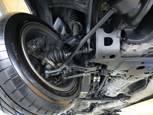 スカイラインGT-R NISMO　ガングレーメタリック　BNR32-100060