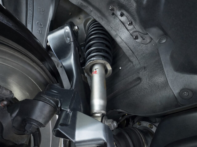 スカイラインGT-R NISMO　ガングレーメタリック　BNR32-100060