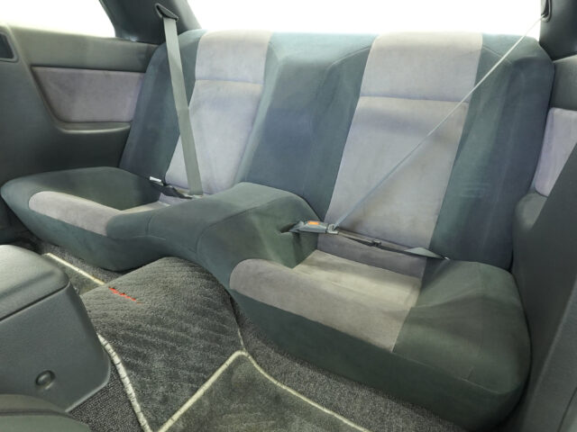 スカイラインGT-R NISMO　ガングレーメタリック　BNR32-100060