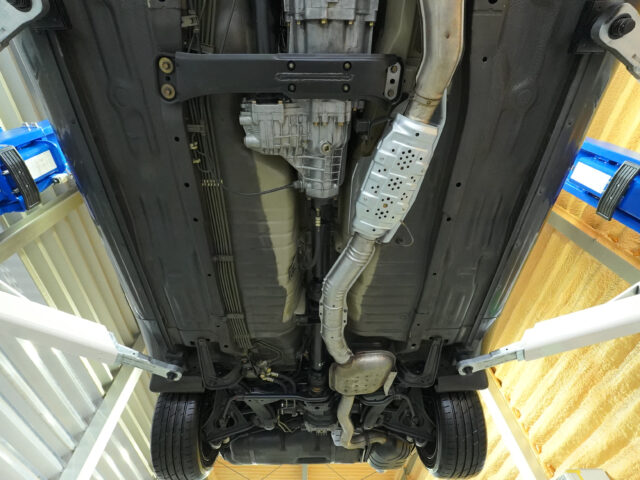 スカイラインGT-R NISMO　ガングレーメタリック　BNR32-100060