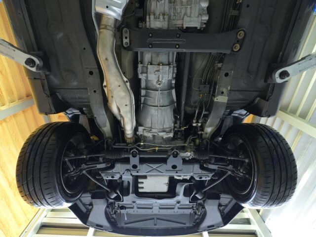 スカイラインGT-R NISMO　ガングレーメタリック　BNR32-100060