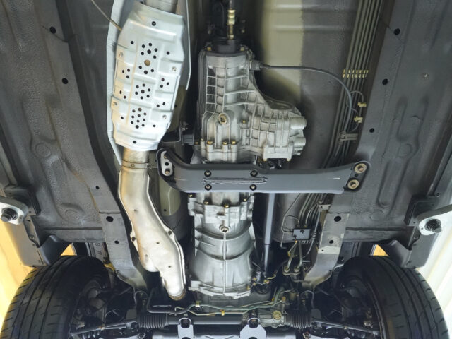 スカイラインGT-R NISMO　ガングレーメタリック　BNR32-100060