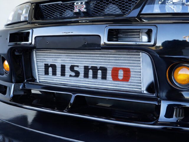 スカイライン GT-R Vスペック BCNR33 ブラック