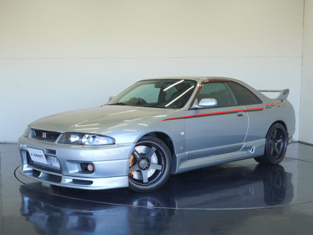 スカイライン GT-R Vスペック BCNR33 ソニックシルバー