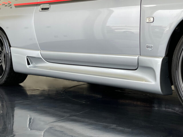 スカイライン GT-R Vスペック BCNR33 ソニックシルバー