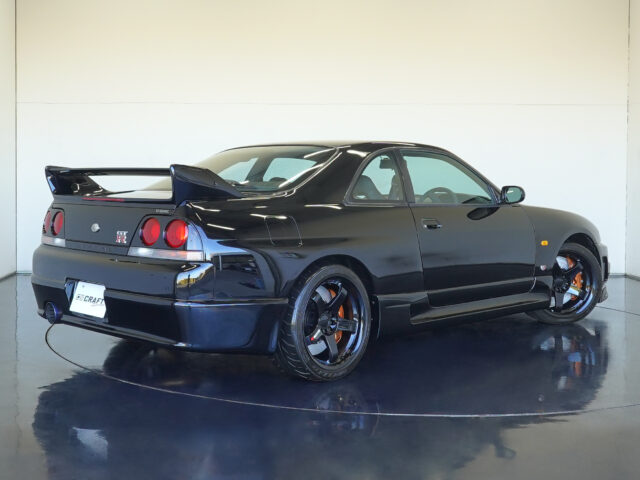 スカイライン GT-R Vスペック BCNR33 ブラック