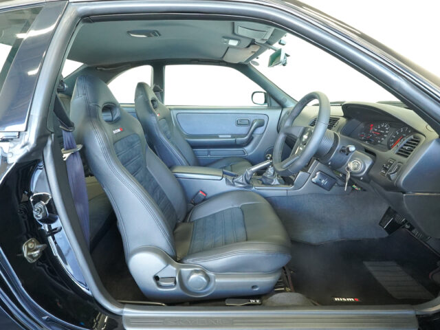 スカイライン GT-R Vスペック BCNR33 ブラック