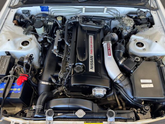 スカイライン GT-R VスペックⅡ BNR32 クリスタルホワイト