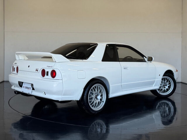 スカイライン GT-R VスペックⅡ BNR32 クリスタルホワイト