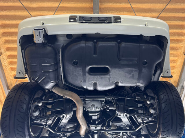 スカイライン GT-R VスペックⅡ BNR32 クリスタルホワイト