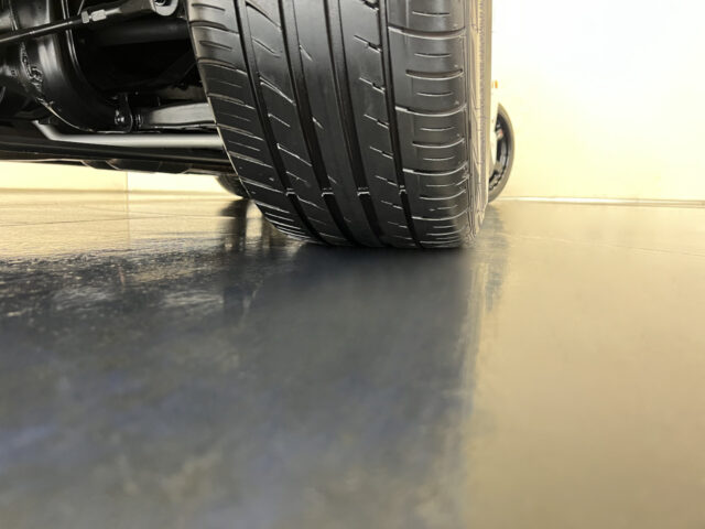 スカイライン GT-R BCNR33 ホワイト