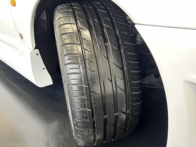 スカイライン GT-R BCNR33 ホワイト