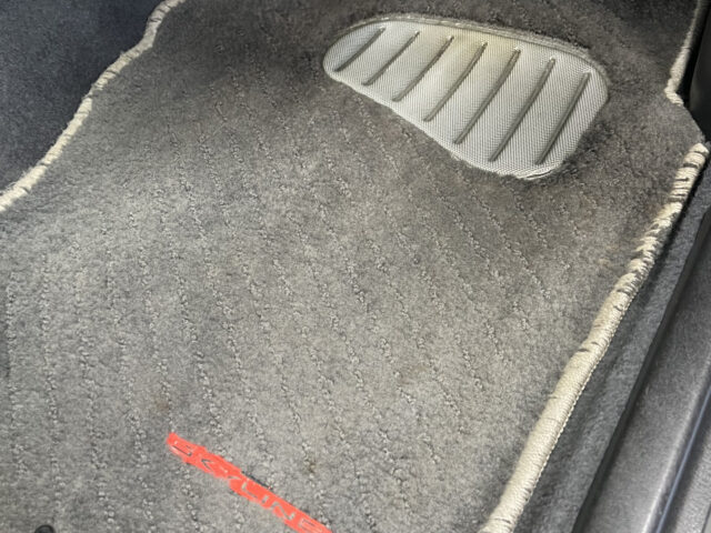 スカイライン GT-R BCNR33 ホワイト