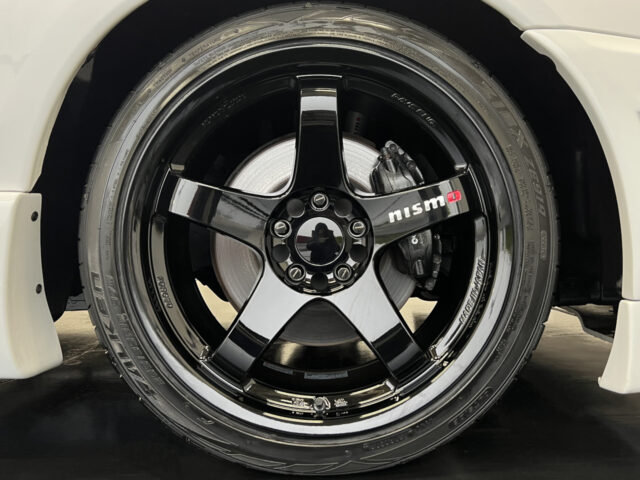 スカイライン GT-R BCNR33 ホワイト